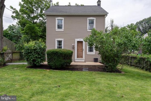 1211 Creek Rd, LITITZ, PA, 17543-8439 | Card Image