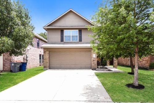 3526 Apple Valley Way, Dallas, TX, 75227-5234 | Card Image