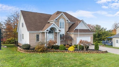 1878 Cedarhurst Drive, Wickliffe, OH, 44092 | Card Image