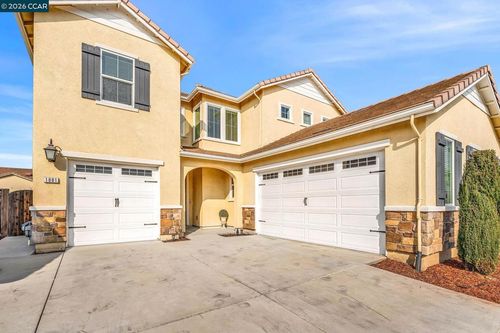 1881 Hartford Ct, Lathrop, CA, 95330-8419 | Card Image