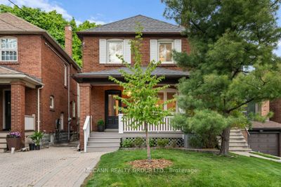 90 Roslin Ave, House other with 3 bedrooms, 2 bathrooms and 1 parking in Toronto ON | Image 2