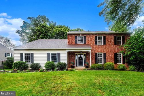 1676 Valley Greene Rd, PAOLI, PA, 19301-1042 | Card Image