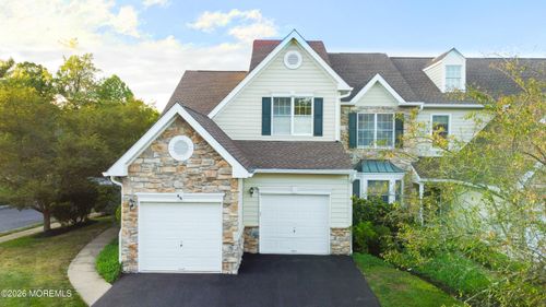 66 Patriot Hill Dr, Basking Ridge, NJ, 07920-4215 | Card Image