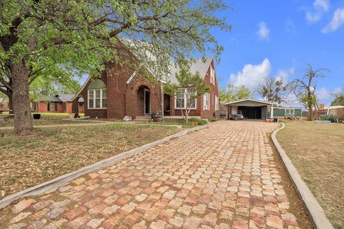 506 Hillside Dr, Big Spring, TX, 79720-5341 | Card Image