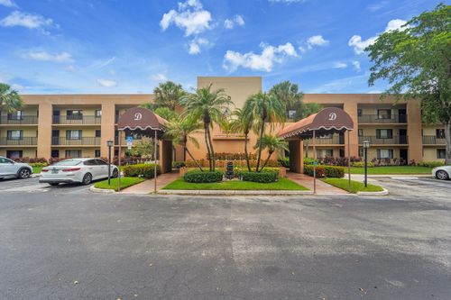 203-7342 Ashmont Cir, Tamarac, FL, 33321-7866 | Card Image