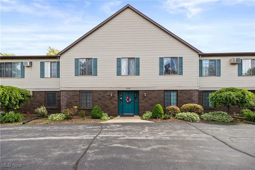 4708 Venice Heights Blvd, Sandusky, OH, 44870-1586 | Card Image