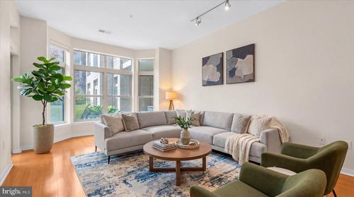 114-1209 N Charles Street, BALTIMORE, MD, 21201 | Card Image