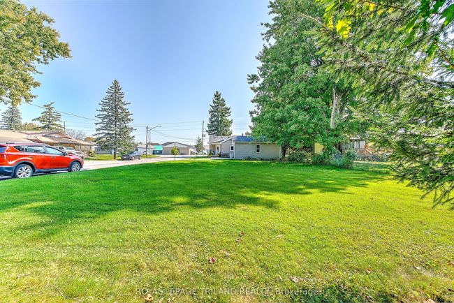 33967 Saintsbury Line, House other with 2 bedrooms, 2 bathrooms and 5 parking in Lucan Biddulph ON | Image 29