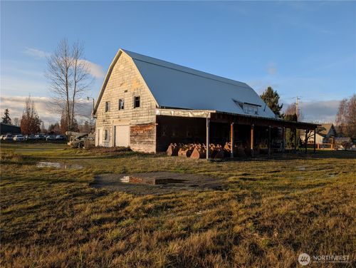 322 W Blackburn Rd, Mount Vernon, WA, 98273-5210 | Card Image