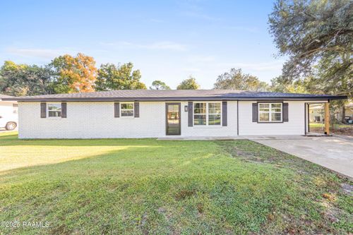 717 Beverly St, New Iberia, LA, 70560-7005 | Card Image
