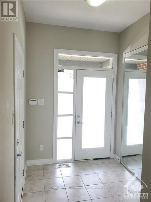 948 Kilbirnie Dr, Nepean, ON, K2J6G2 | Card Image