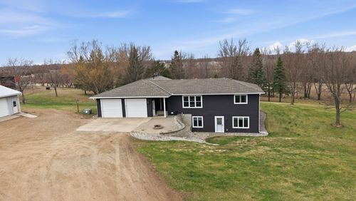 3508 275th Avenue Ne, Belgrade, MN, 56312 | Card Image