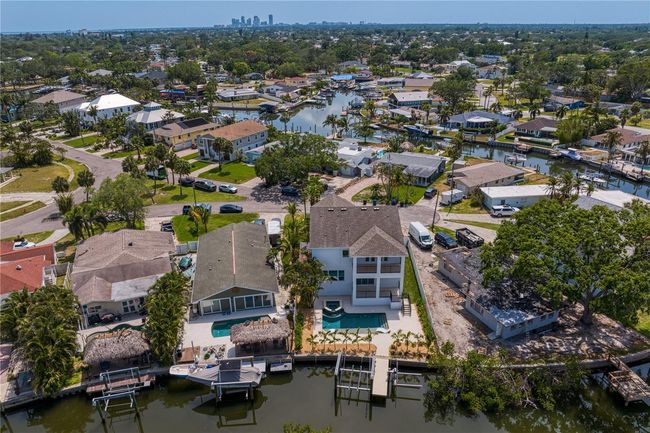 1739 1/2 Bayou Grande Blvd Ne, House other with 4 bedrooms, 4 bathrooms and null parking in St Petersburg FL | Image 81
