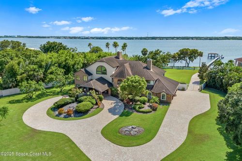 240 Utopia Cir, Merritt Island, FL, 32952-7101 | Card Image