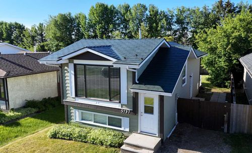 5737 9 Ave, Edson, AB, T7E1J4 | Card Image