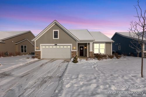 2911 Isle Grand Dr, Belmont, MI, 49306-8016 | Card Image