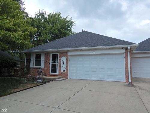 21-1217 Holiday Ln E, Brownsburg, IN, 46112-2019 | Card Image