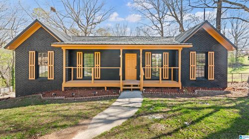 4005 4th St Ne, CENTER POINT, AL, 35215-1237 | Card Image