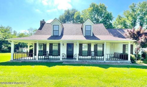 3079 Lake Grove Dr, Hernando, MS, 38632-7949 | Card Image