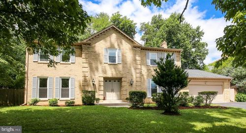 8712 Seven Locks Rd, BETHESDA, MD, 20817-2052 | Card Image