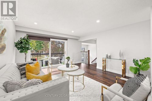 15 Lady Stewart Blvd, Brampton, ON, L6S3Y2 | Card Image
