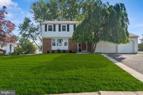24 Orchid Ln, CHERRY HILL, NJ, 08002-1552 | Card Image