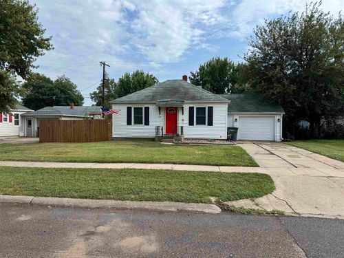 522 E 12th Street, Hastings, NE, 68901 | Card Image