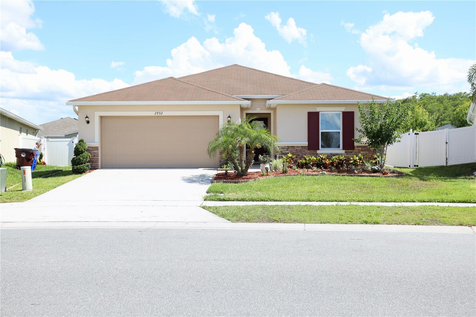 Ivy Stable Ln, Saint Cloud, FL 34772