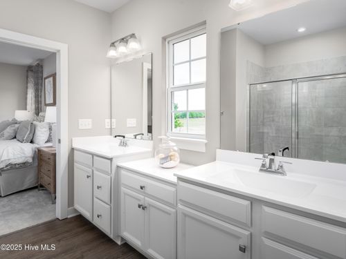622 Delia Circle, Navassa, NC, 28451 | Card Image