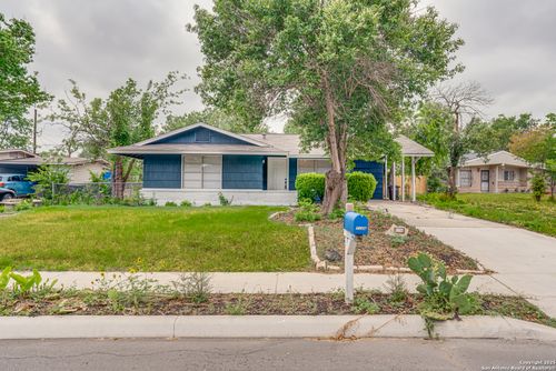 7126 Westbriar, San Antonio, TX, 78227-2802 | Card Image