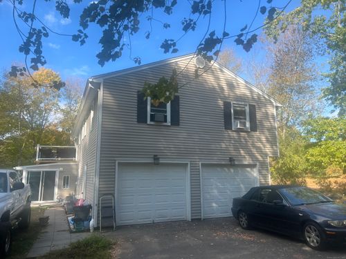 18 Mahoney Rd, East Windsor, CT, 06088-9703 | Card Image