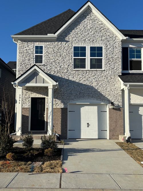 5053 Dayflower Dr, Hermitage, TN, 37076-2472 | Card Image