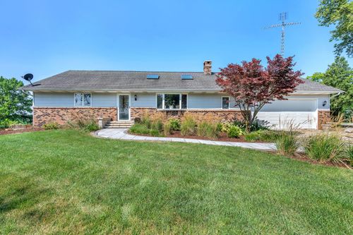 9829 N 2700 East Rd, Forrest, IL, 61741-9573 | Card Image