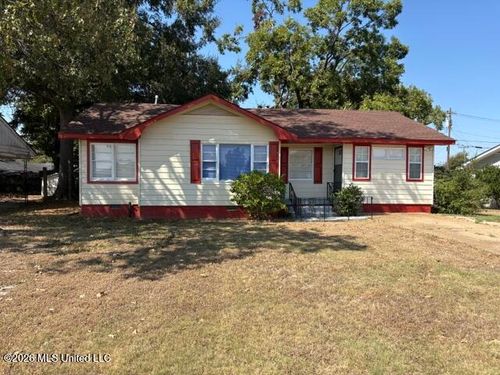 602 Linden Ave, Greenwood, MS, 38930-5112 | Card Image