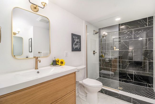 Primary ensuite bathroom | Image 17