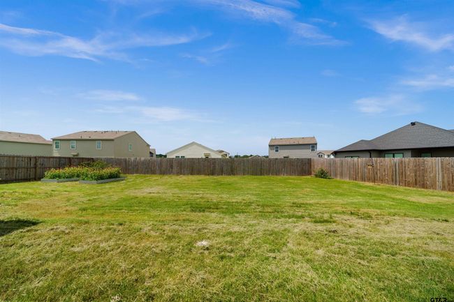 409 Meadows Ct, House other with 3 bedrooms, 3 bathrooms and null parking in Chandler TX | Image 47