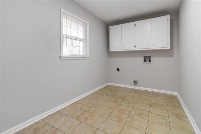 2142 Graystone Pkwy, House other with 3 bedrooms, 2 bathrooms and null parking in Grayson GA | Image 8