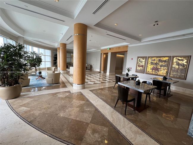 APT-4505 - 848 Brickell Key Dr, Condo with 3 bedrooms, 4 bathrooms and null parking in Miami FL | Image 51