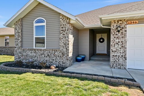 1346 S Marseilles Ave, Republic, MO, 65738-8501 | Card Image