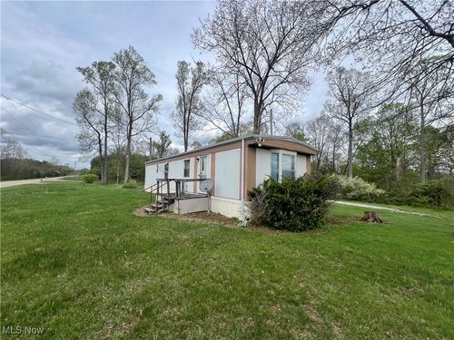 6550 N State Route 78 Ne, Mcconnelsville, OH, 43756-9736 | Card Image
