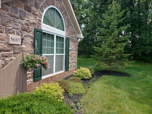 5685 White Goose Rd, Westerville, OH, 43081-7512 | Card Image