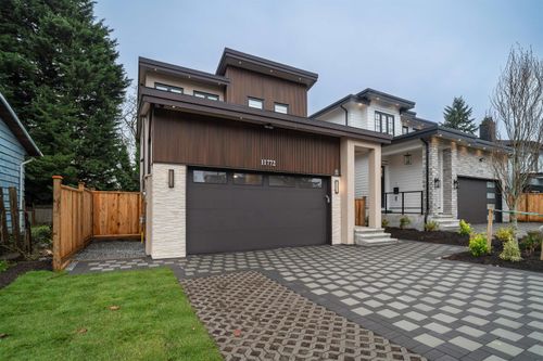 11772 92 Ave, Delta, BC, V4C3L4 | Card Image