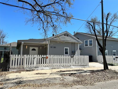 12-421 Sidney St, Houston, TX, 77003-2771 | Card Image