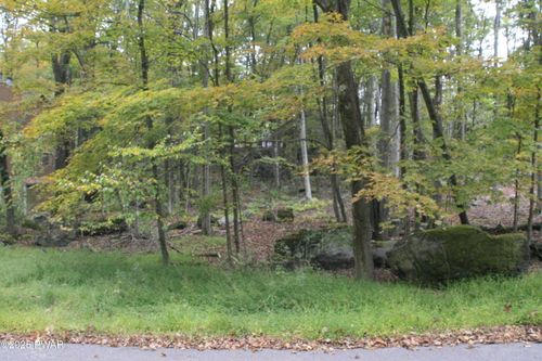 69 Northwood Ter, LAKE ARIEL, PA, 18436 | Card Image