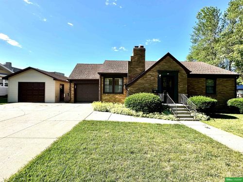 409 Ivan St, Pender, NE, 68047-5040 | Card Image