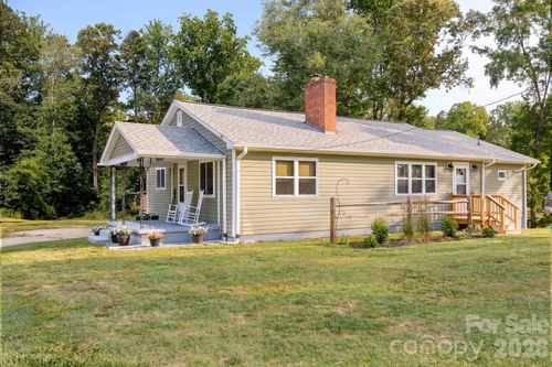 1625 Us 601 Hwy, Yadkinville, NC, 27055-6345 | Card Image