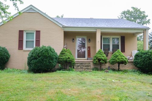 44 Stuart Ave, STUARTS DRAFT, VA, 24477-2766 | Card Image