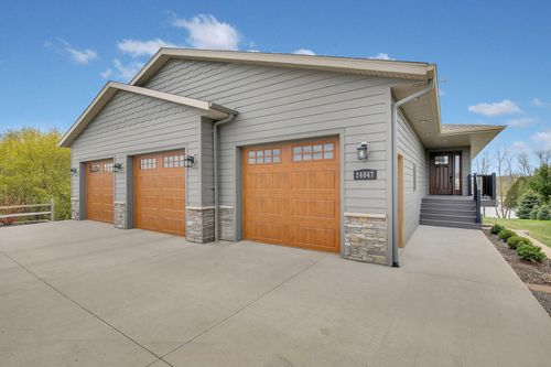 24047 County Road 23, Richmond, MN, 56368-8302 | Card Image