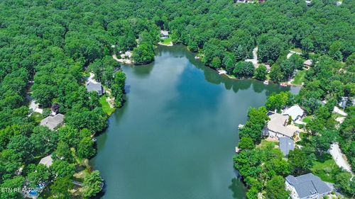 465 Saint George Drive, Crossville, TN, 38558 | Card Image