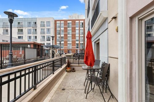 3041-450 J St, San Diego, CA, 92101-5424 | Card Image
